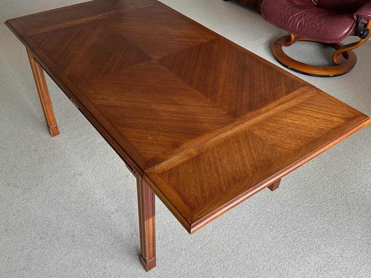 Billede 2 - Sofabord i mørkt træ