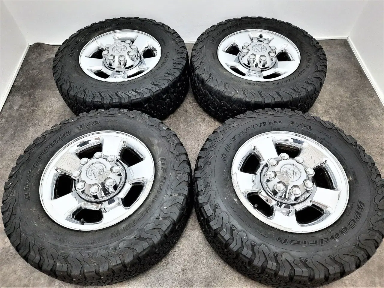 Billede 5 - 8x165,1 17" ET43 Dodge RAM 2500/3500 fælge