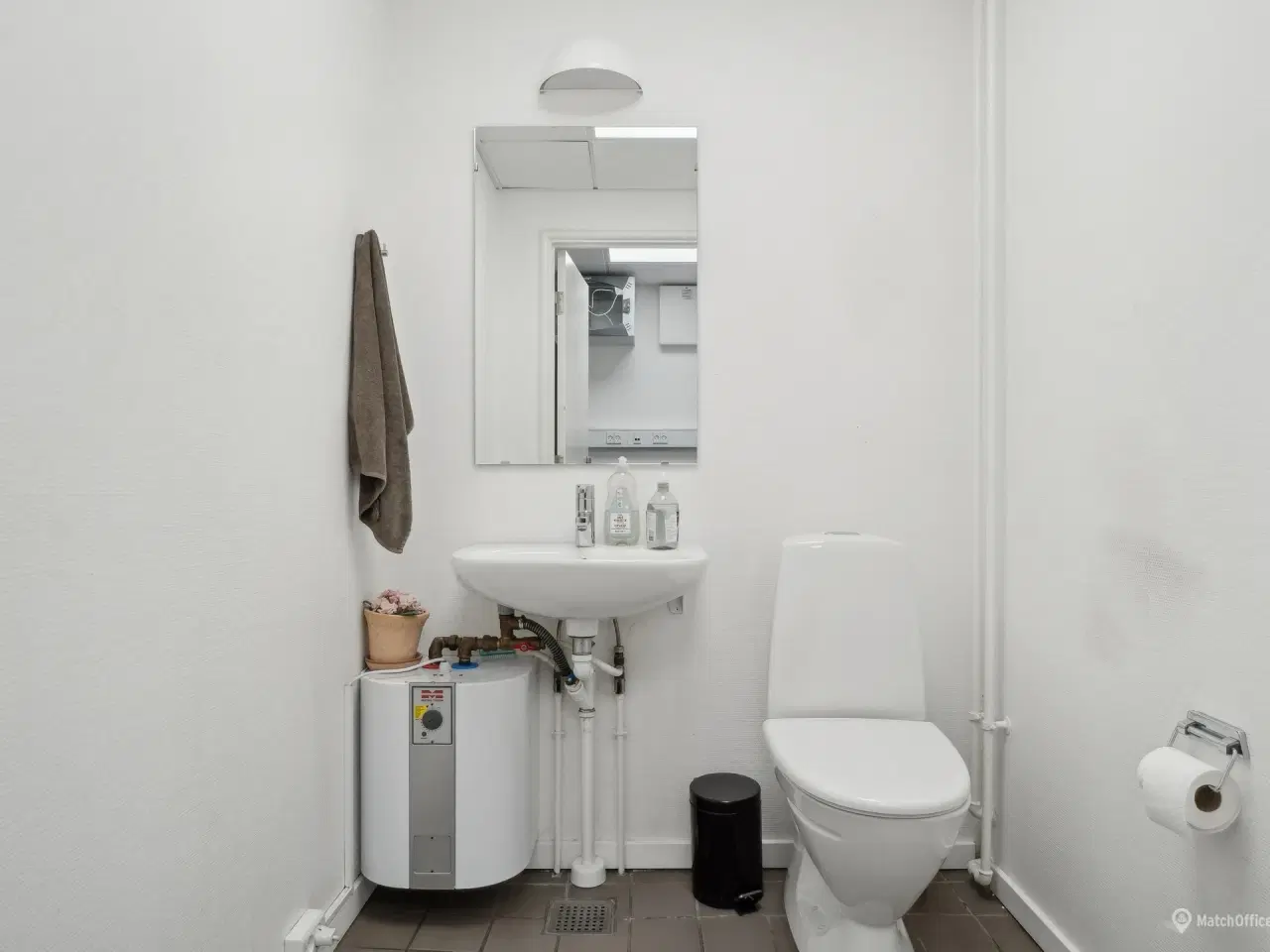 Billede 9 - Lager og kontor på 1 674 m² til leje på Lejrvej i moderne erhvervsejendom tæt på Værløse