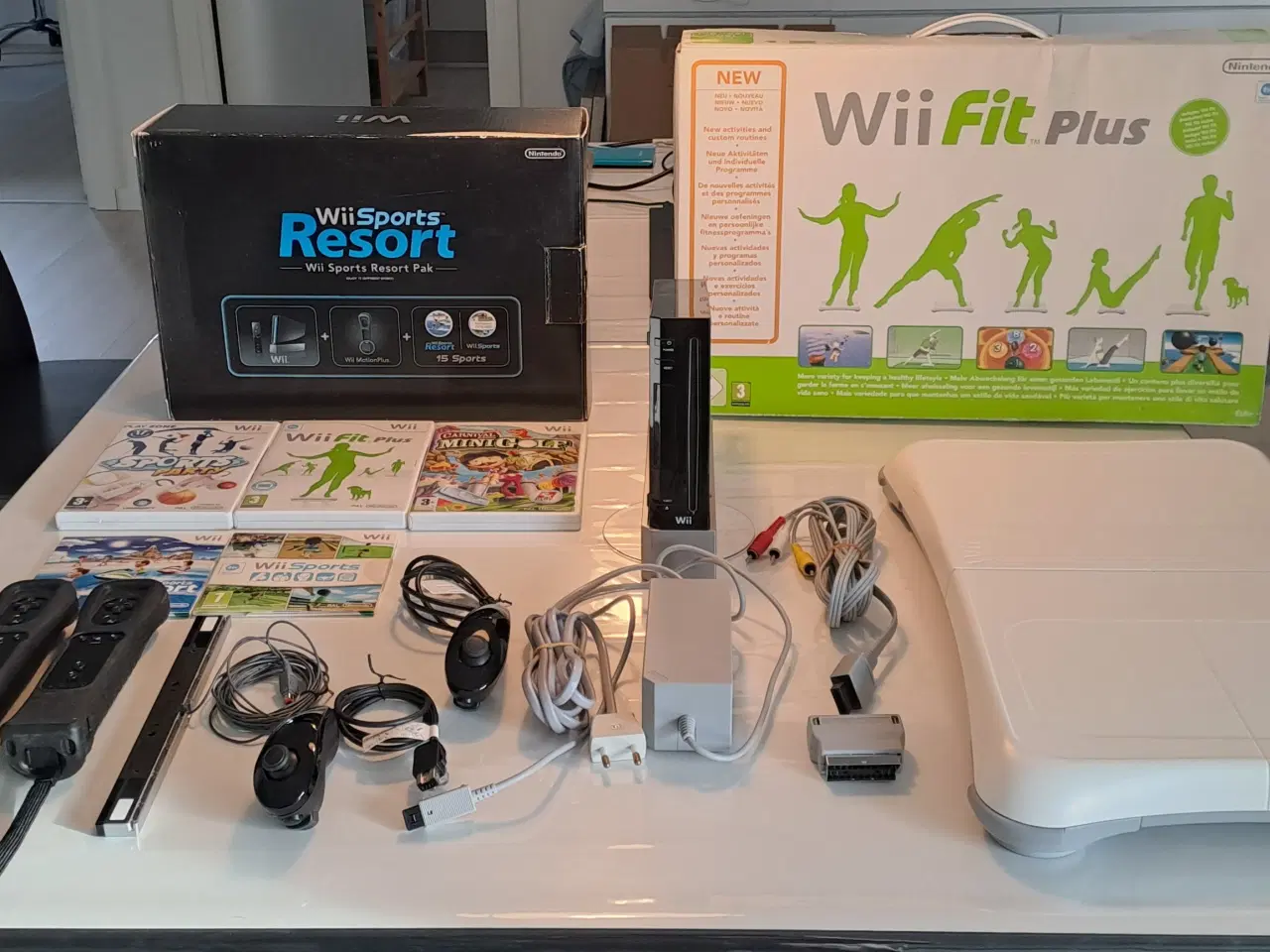 Billede 1 - Nintendo Wii Sports Resort konsol + balance board