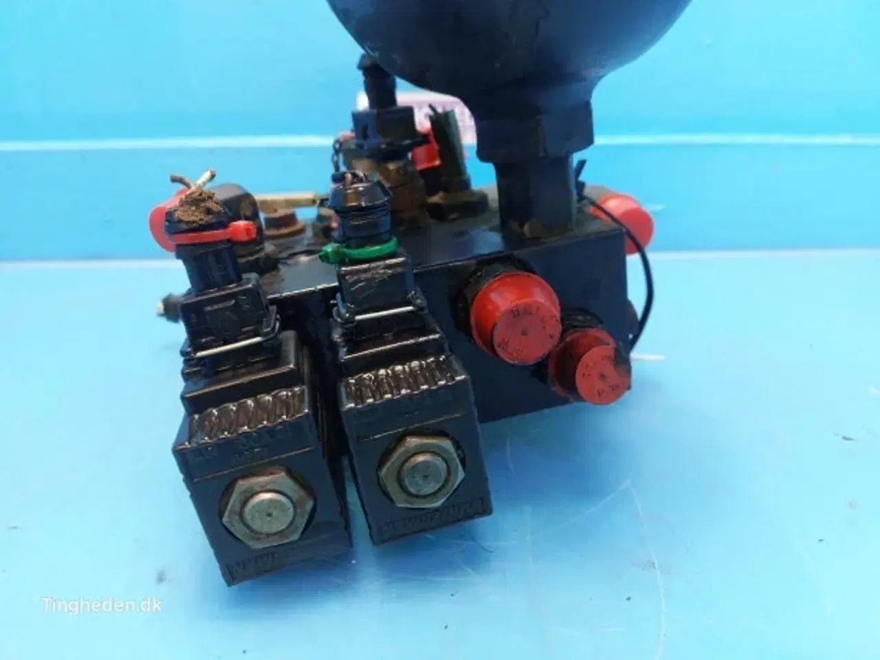 Billede 12 - Valmet 8050 Hydraulikventil 33010630