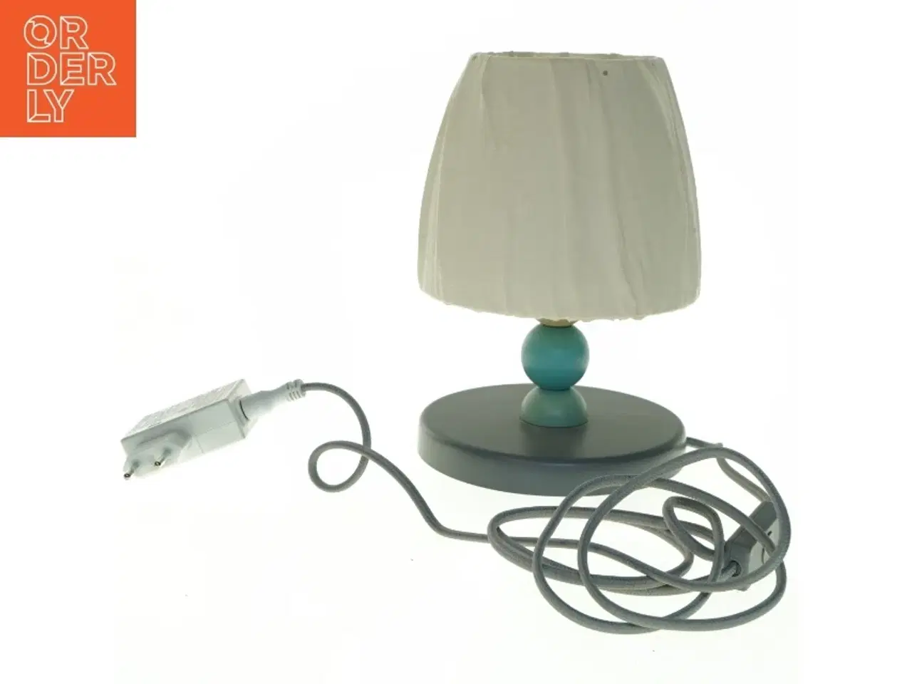Billede 1 - Bordlampe med hvid skærm fra Ikea (str. 15,5 x 23 cm)