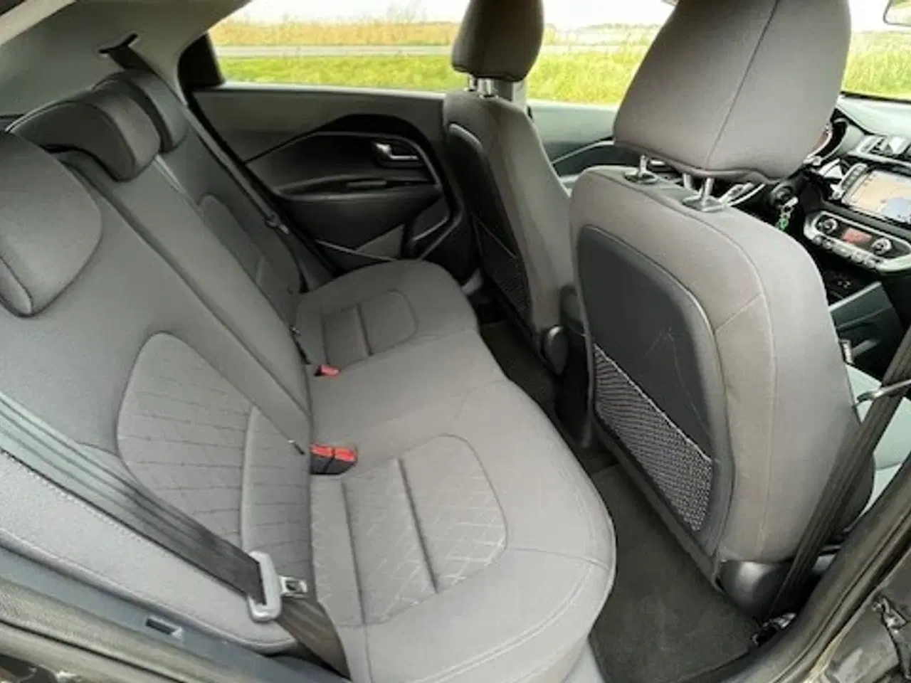 Billede 13 - Kia Rio 2016 – Velholdt og Veludstyret.
