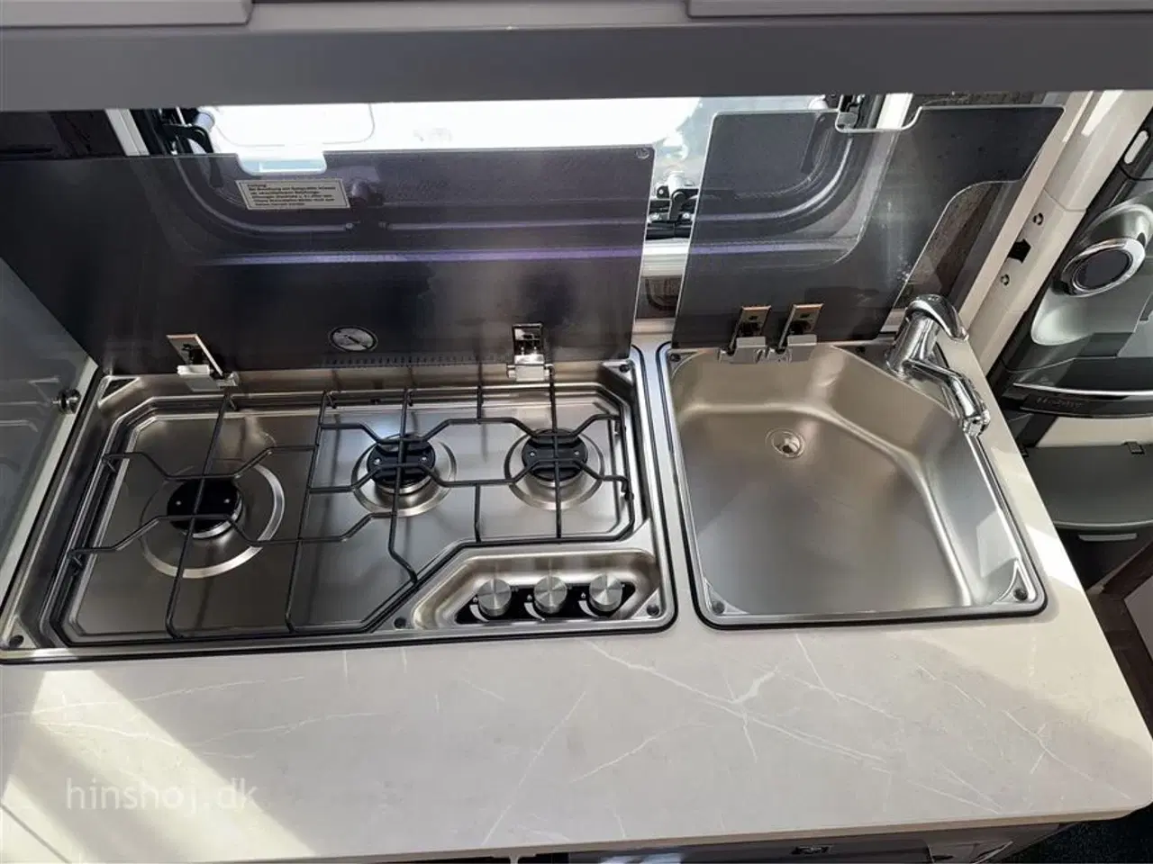 Billede 8 - 2026 - Hobby On Tour 390 SF   Lækker rejsevogn med lav egenvægt fra Hinshøj Caravan A/S