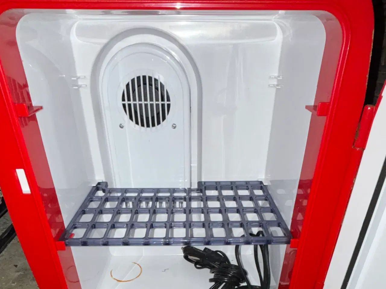 Billede 2 - Lille Evercool køleskab 