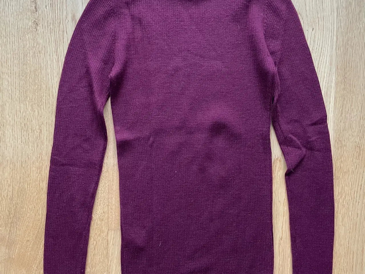Billede 4 - Muji uldbluse bordeaux