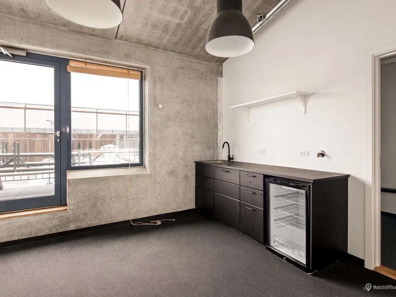 Billede 6 - Kontorlokaler med højt til loftet og havudsigt i Nordhavn