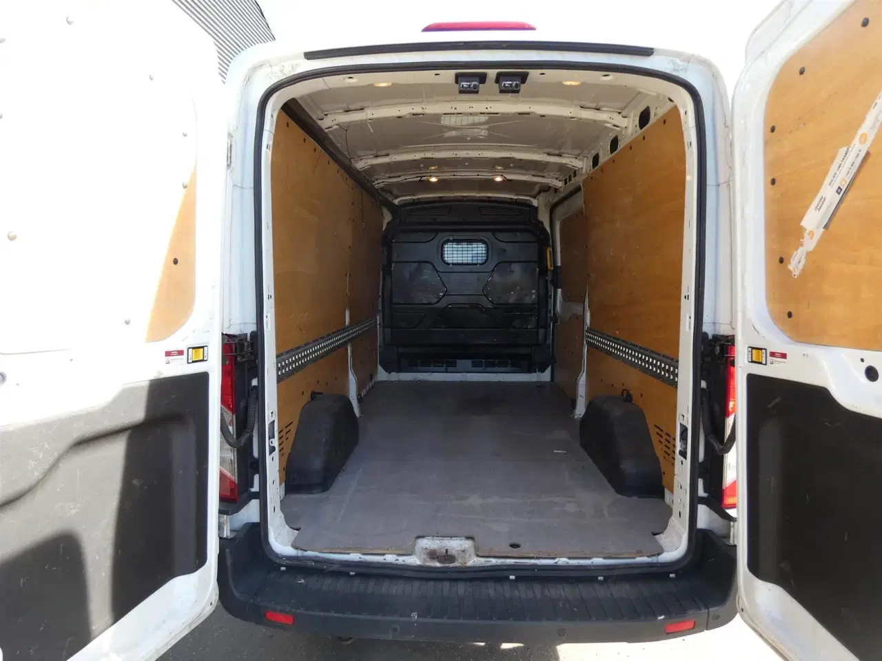 Billede 8 - Ford Transit 350 L3H2 2,0 TDCi Trend 130HK Van 6g