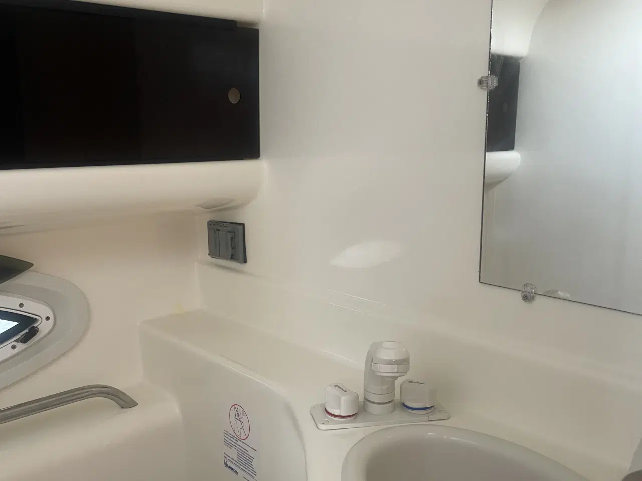 Billede 19 - Bayliner 285 – projektbåd / handyman-tilbud