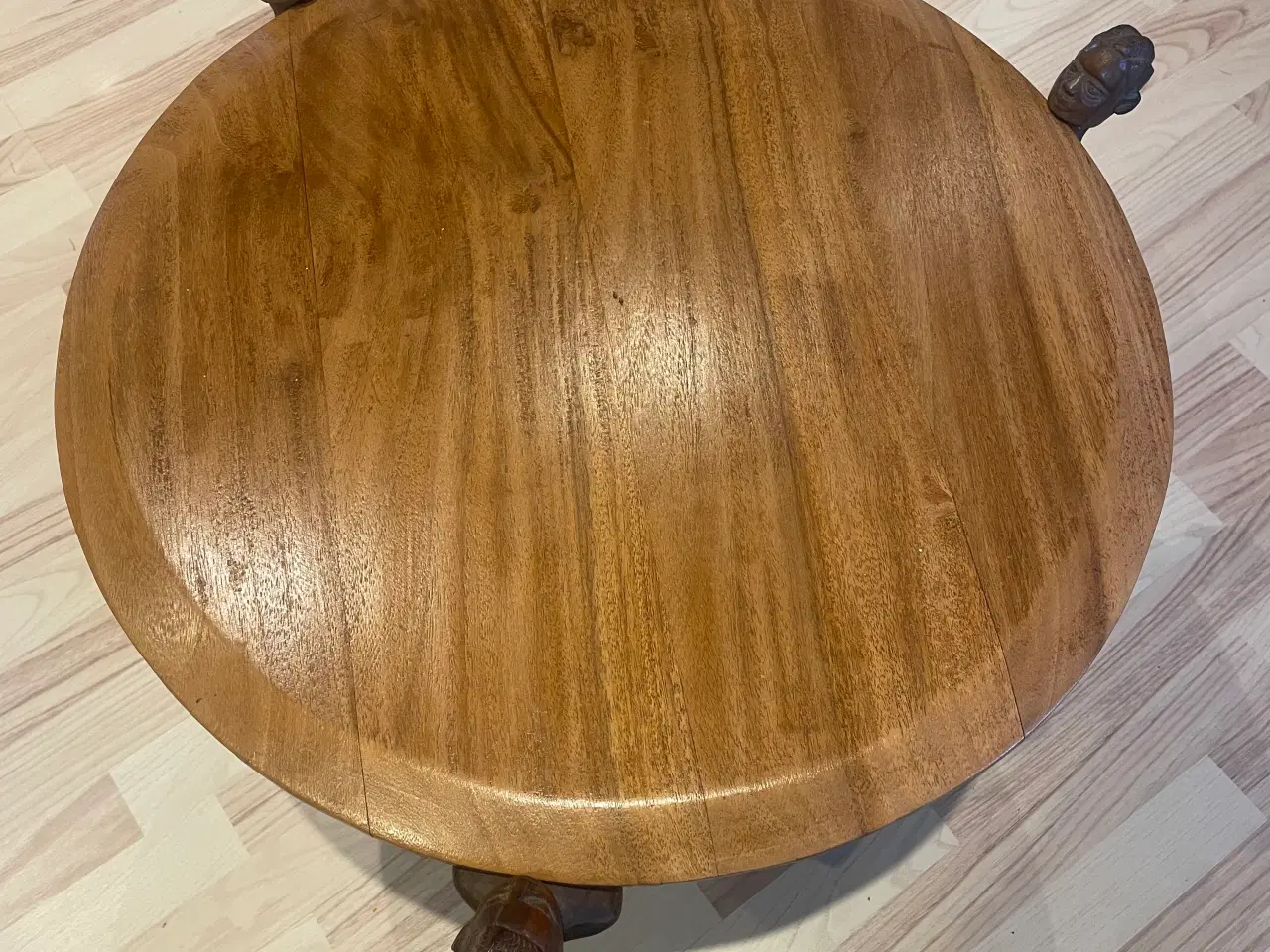 Billede 7 - Africana bord-håndskåret stel med figurer, 19fotos