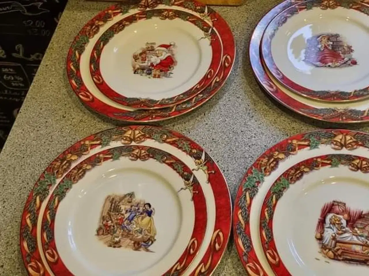 Billede 1 - Disney 4 middags tallerkener 