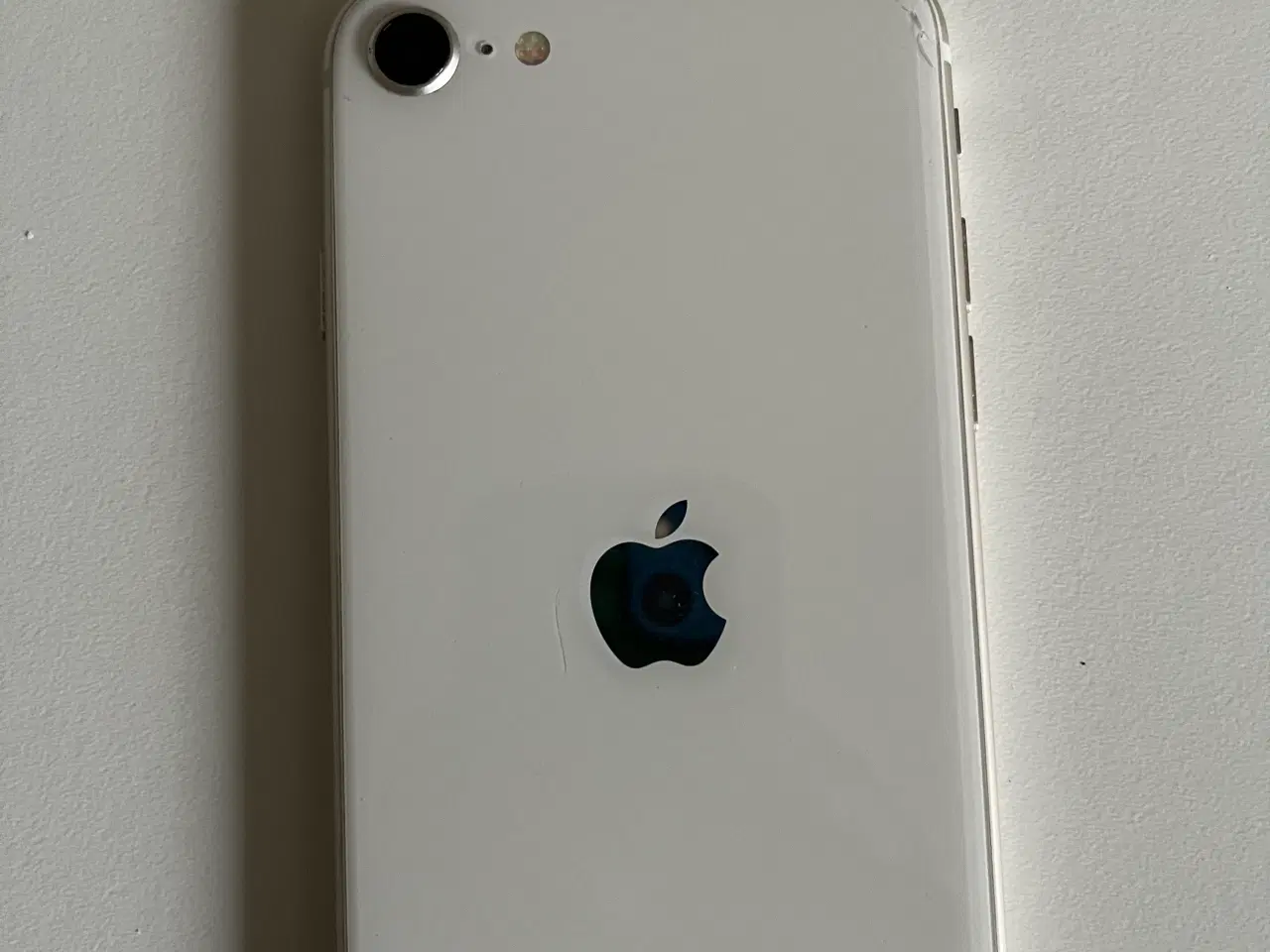 Billede 4 - Sælger en iPhone SE 3. generation med 128 GB