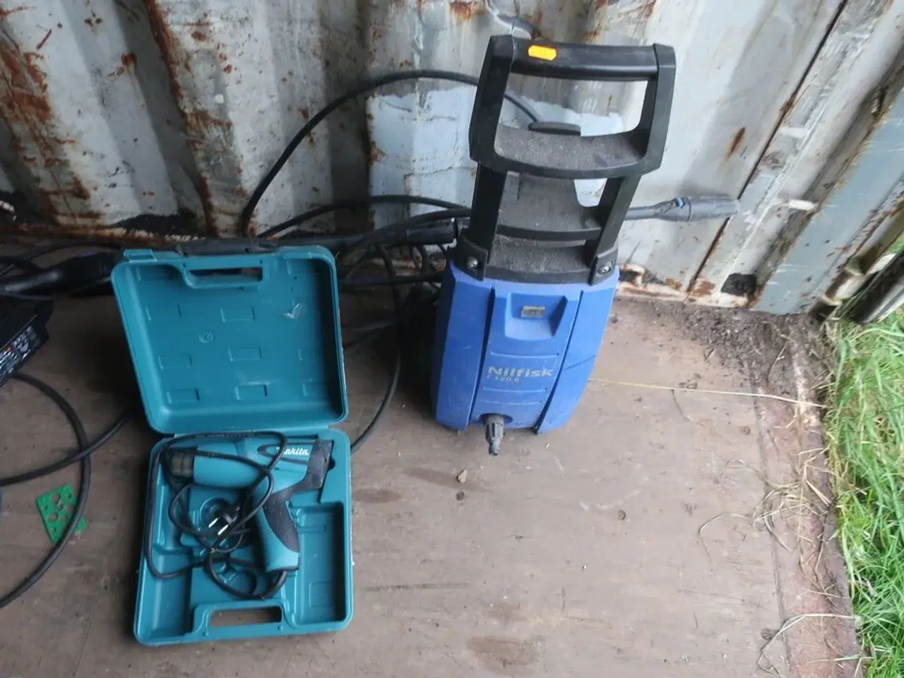 Billede 1 - Højtryksrenser og varmeblæser NILFISK og MAKITA