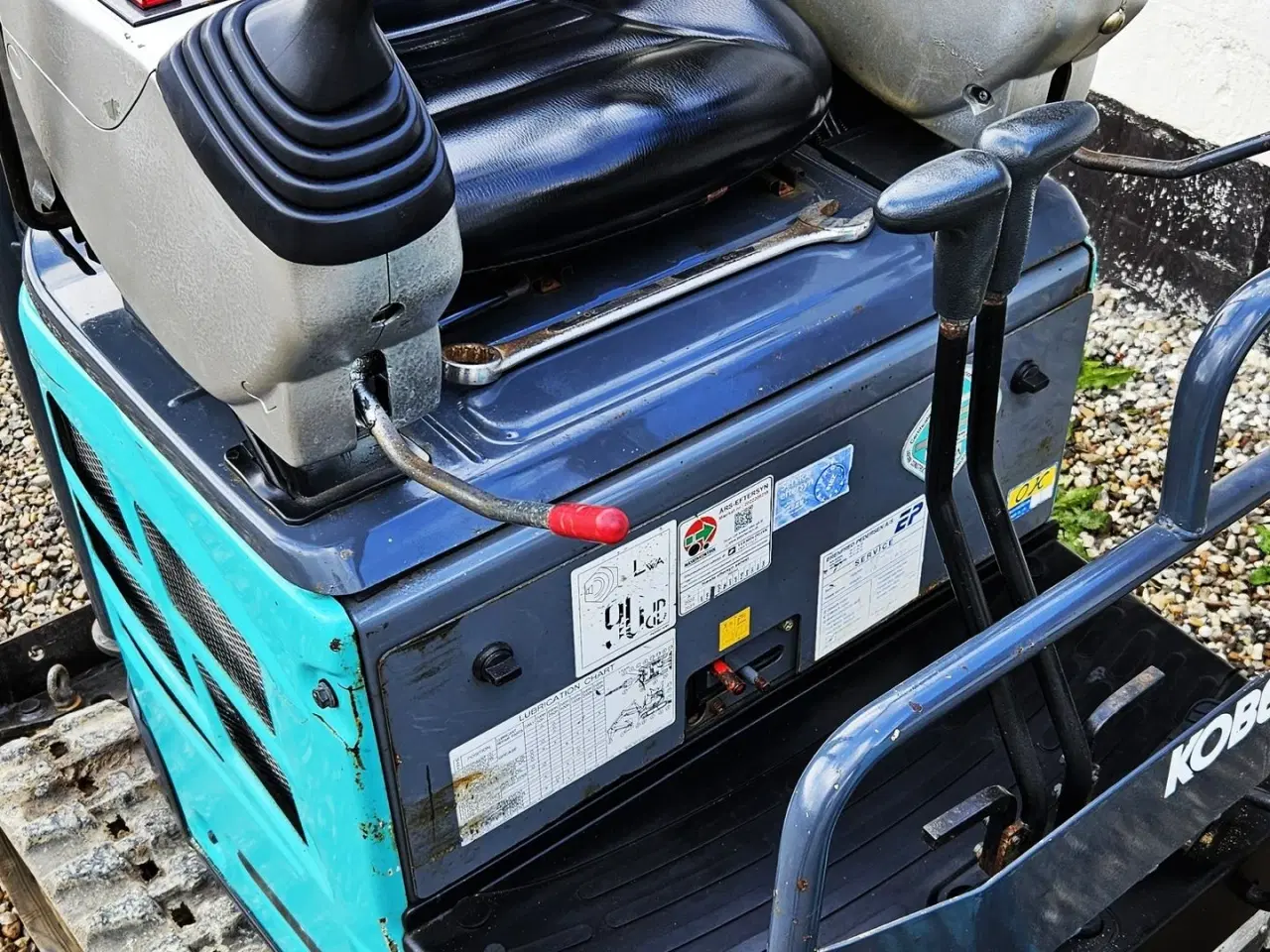 Billede 10 - Kobelco SK10SR / joystick / 800 timer / skovlsæt