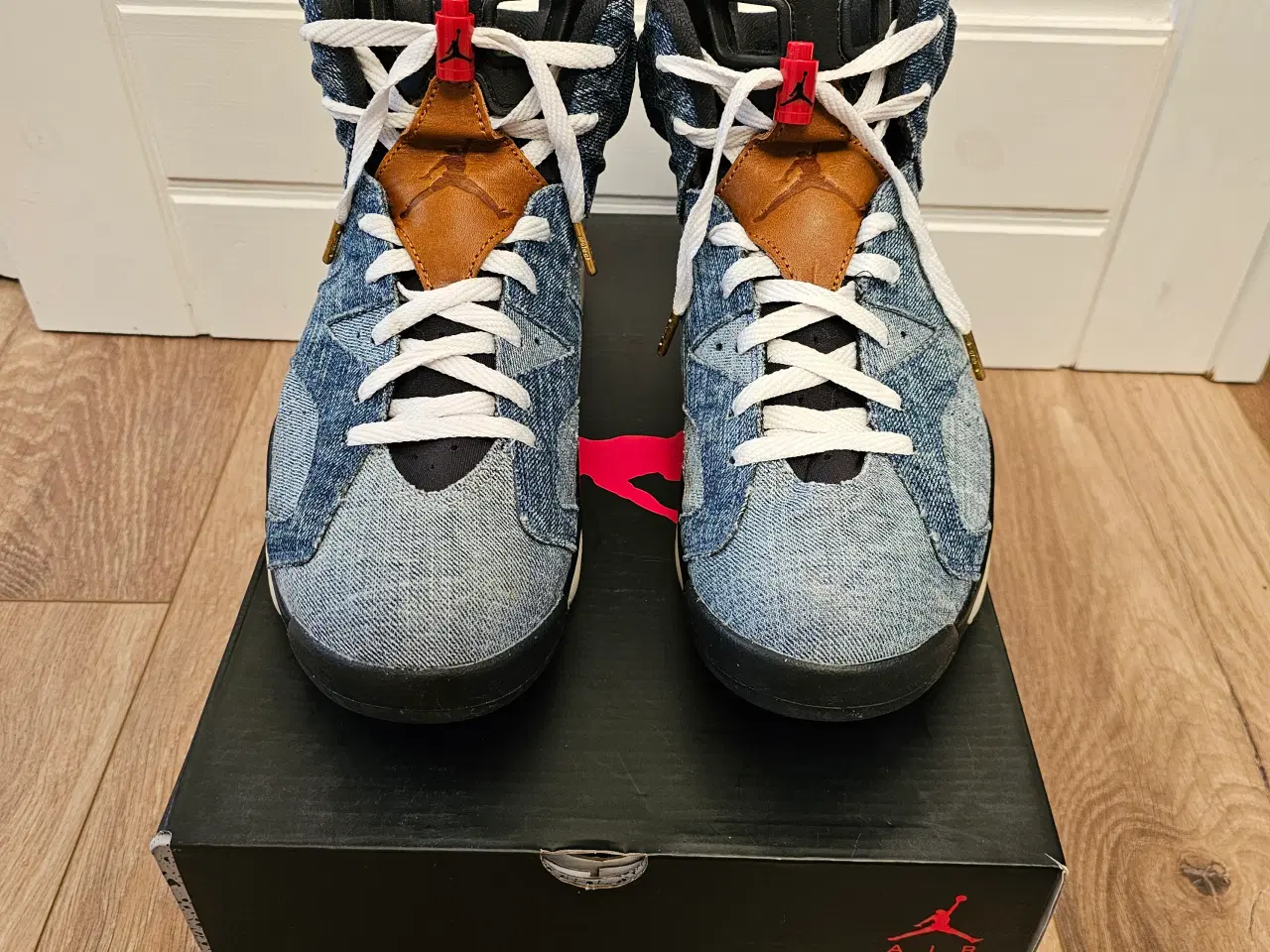 Billede 1 - Air Jordan 6 Retro Washed Denim