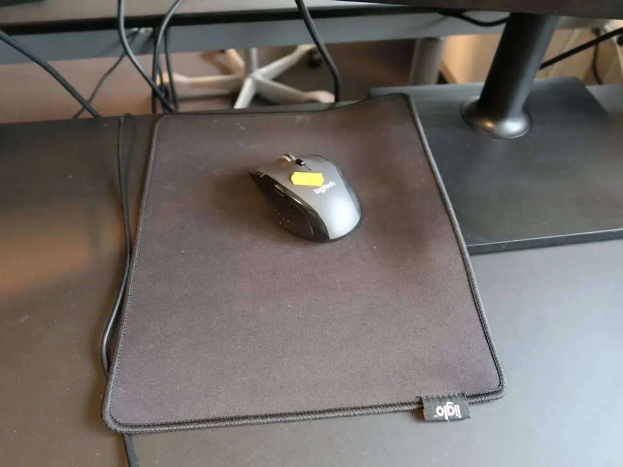 Billede 3 - 2 stk. computerskærme SAMSUNG F27T450FQR, tastatur og mus