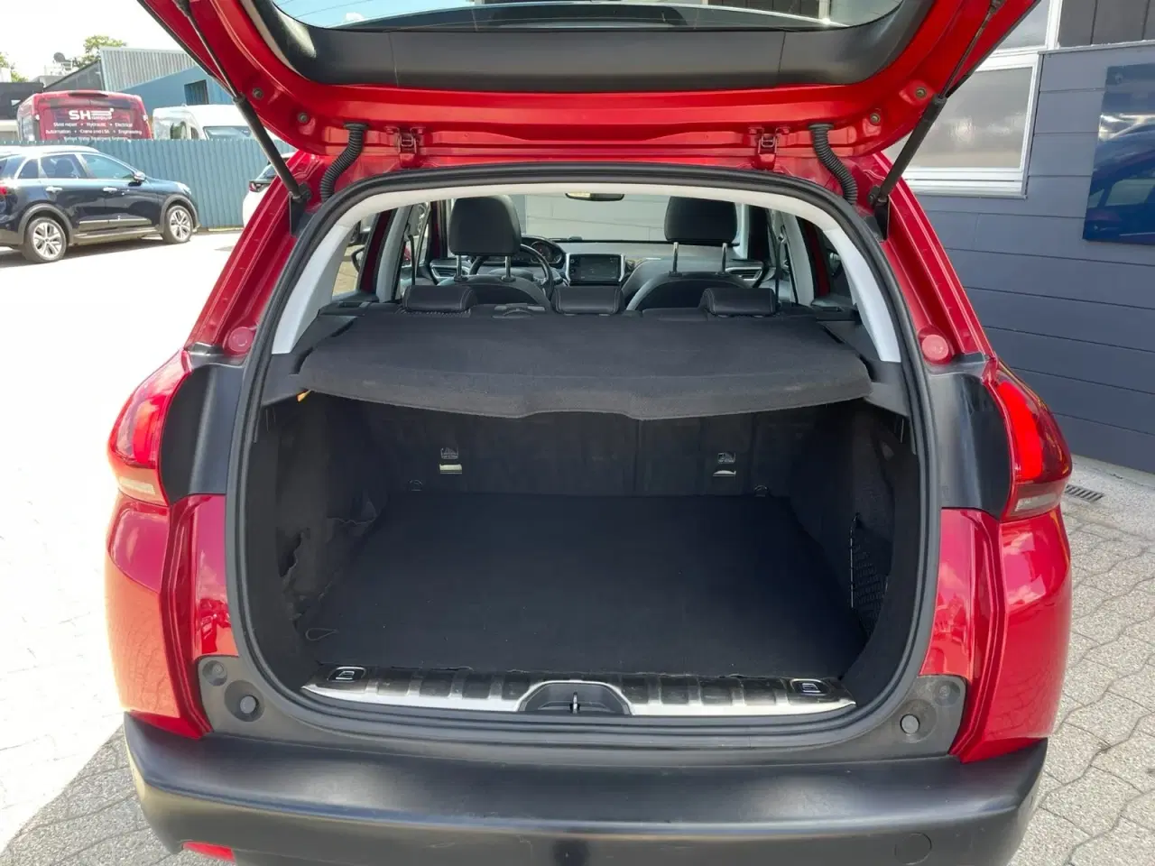 Billede 11 - Peugeot 2008 1,2 e-THP 110 Allure Sky