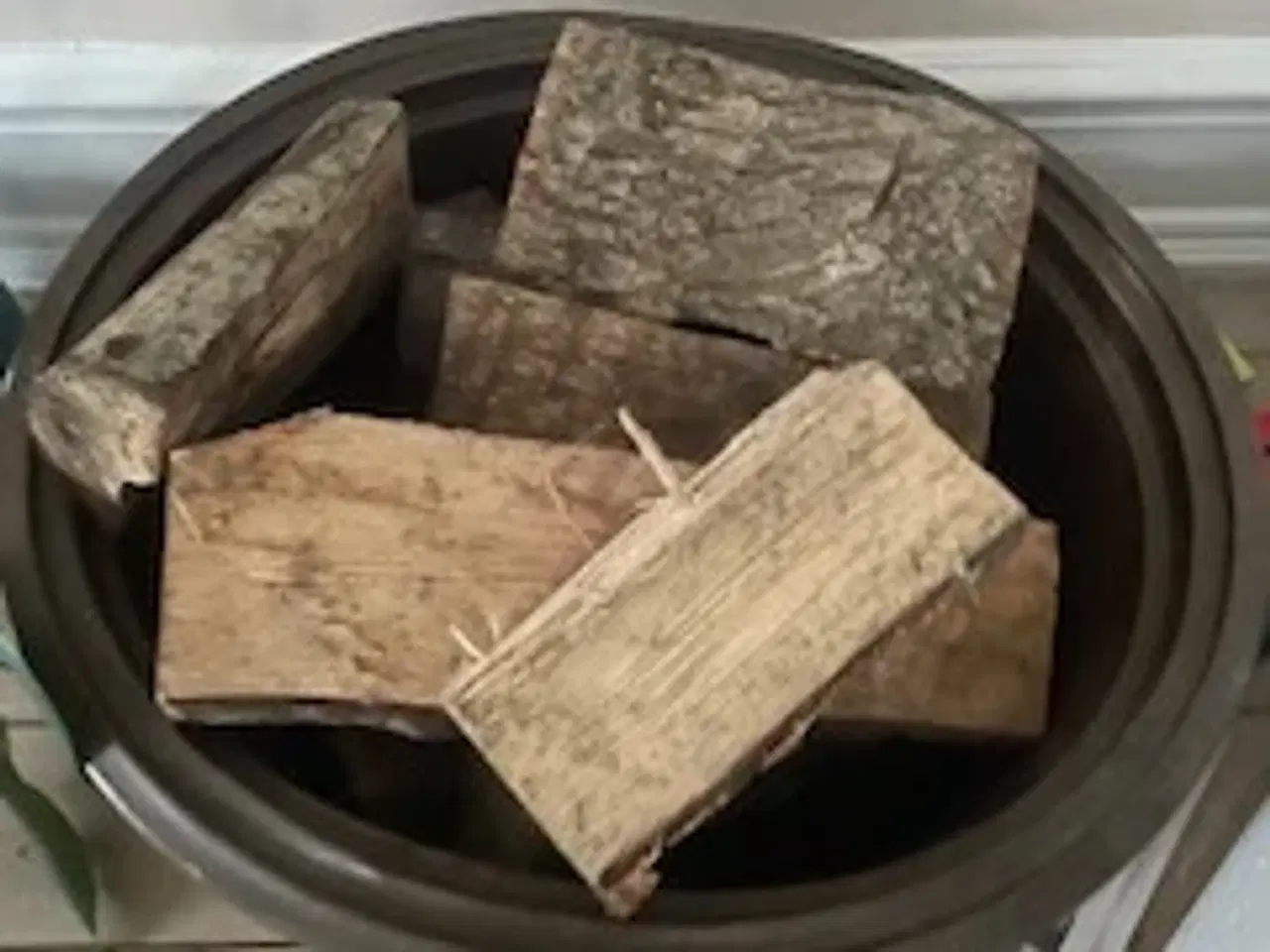 Billede 1 - Tørt Brænde (løvtræ)