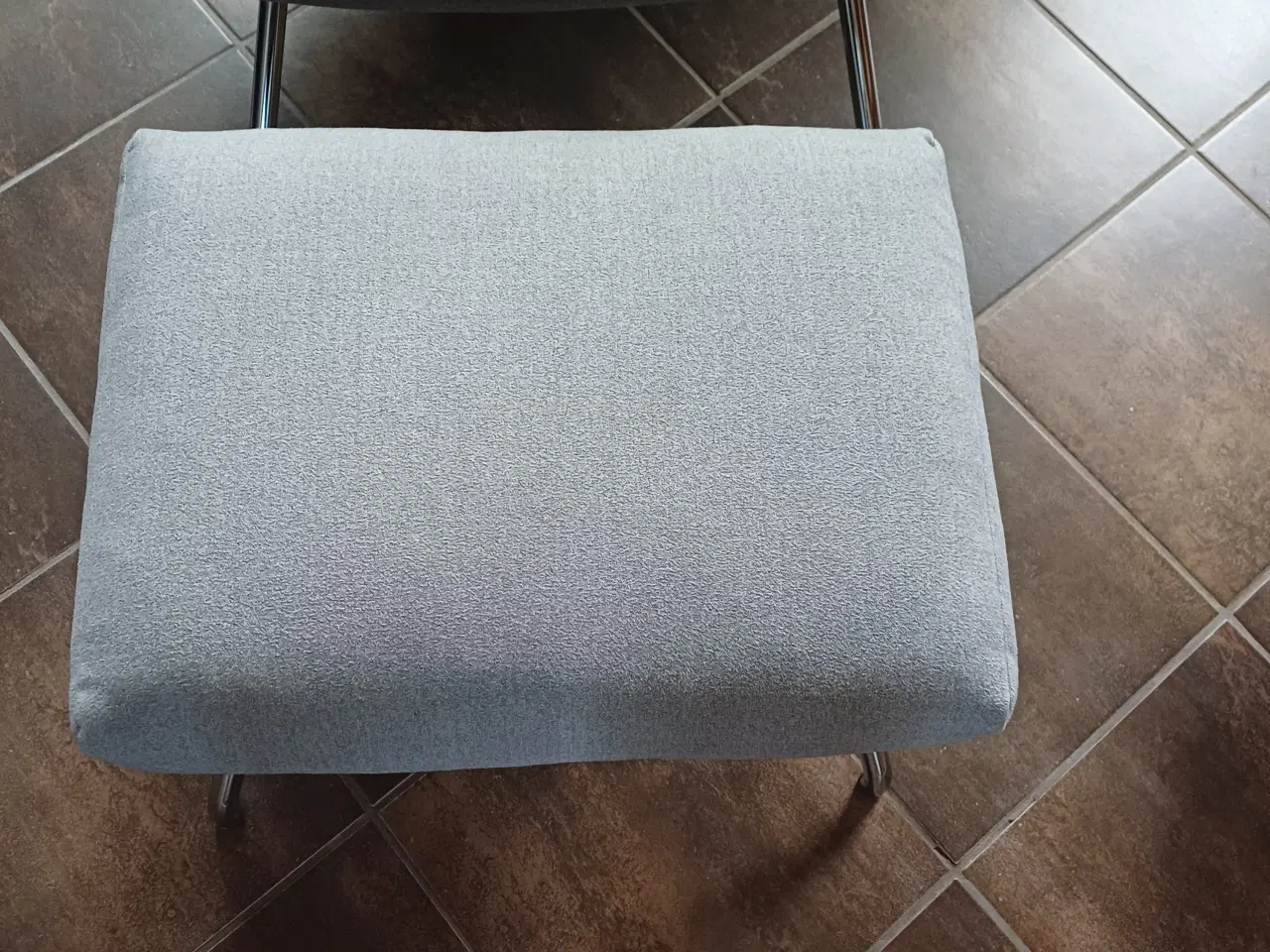 Billede 3 - Lænestol med fodskammel