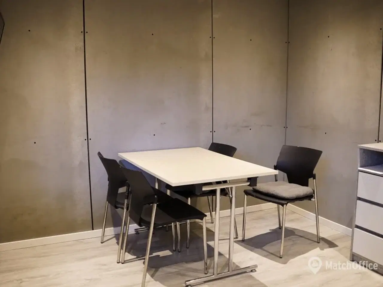 Billede 6 - Flot og funktionel erhvervsejerlejlighed med lager- og kontor i Kolding Syd