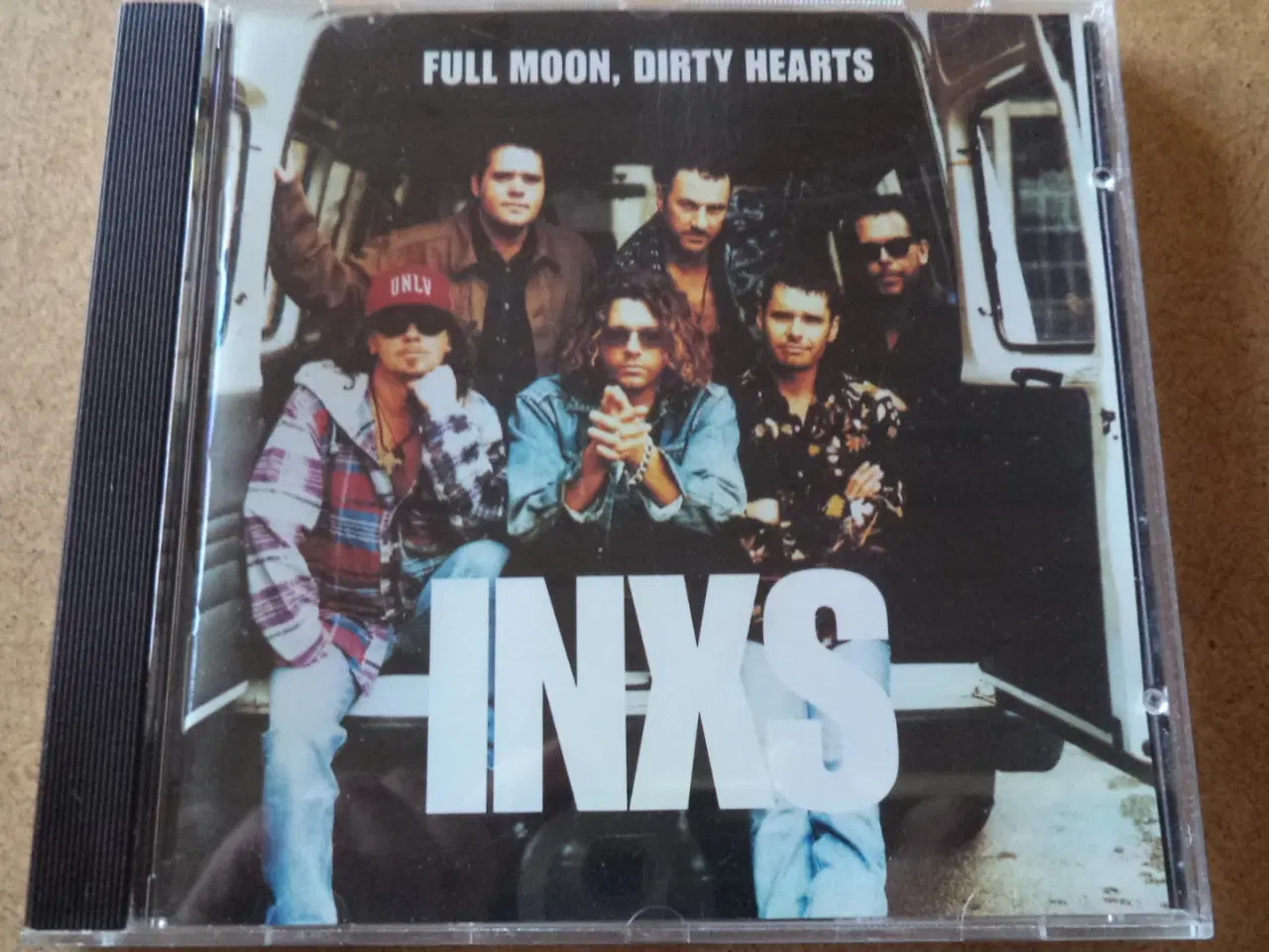Billede 1 - INXS ** Full Moon, Dirty Hearts
