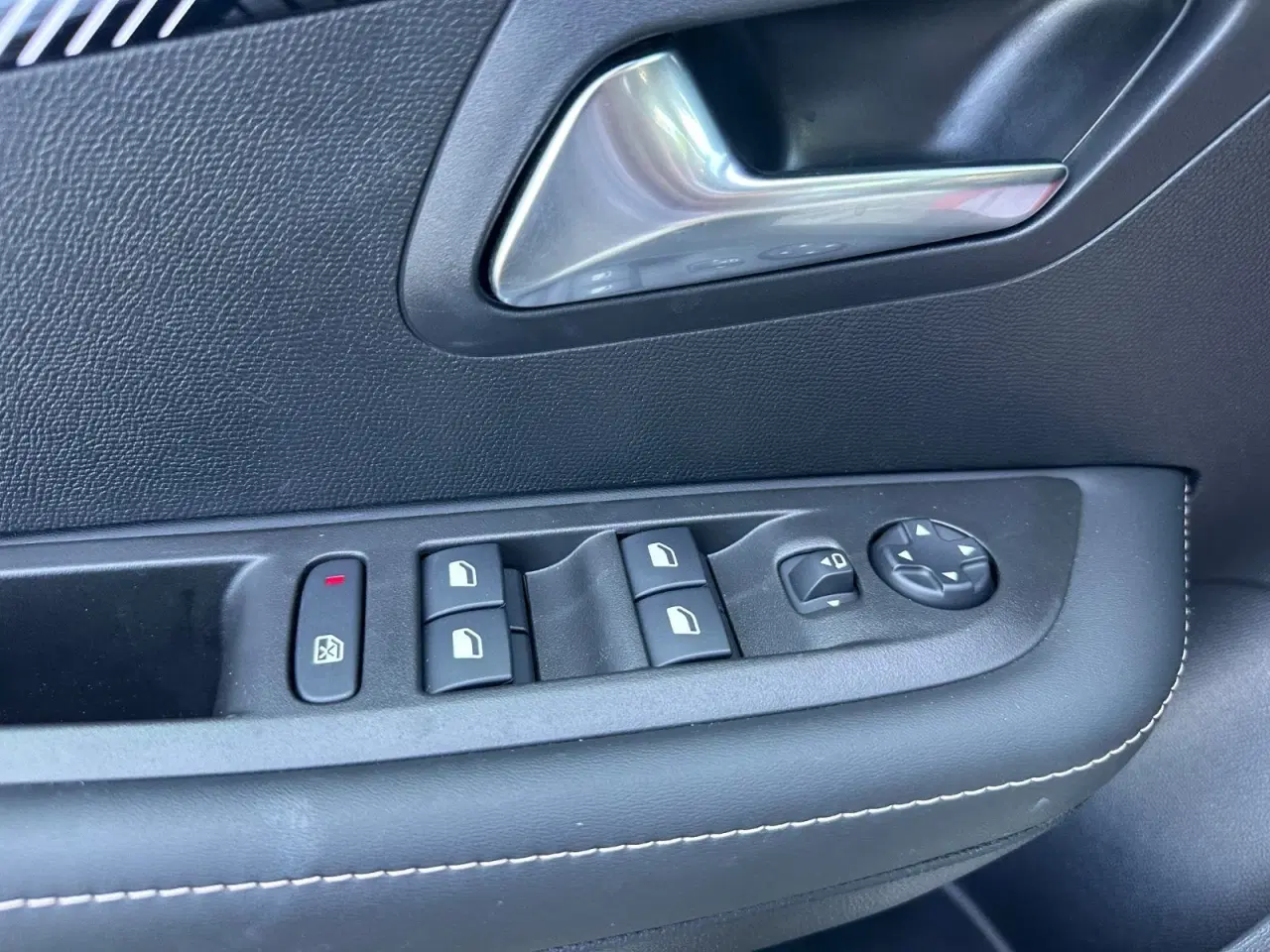 Billede 22 - Peugeot 208 1,2 PureTech 100 Allure+