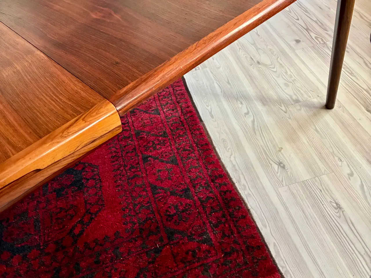 Billede 8 - Palisander spisebord