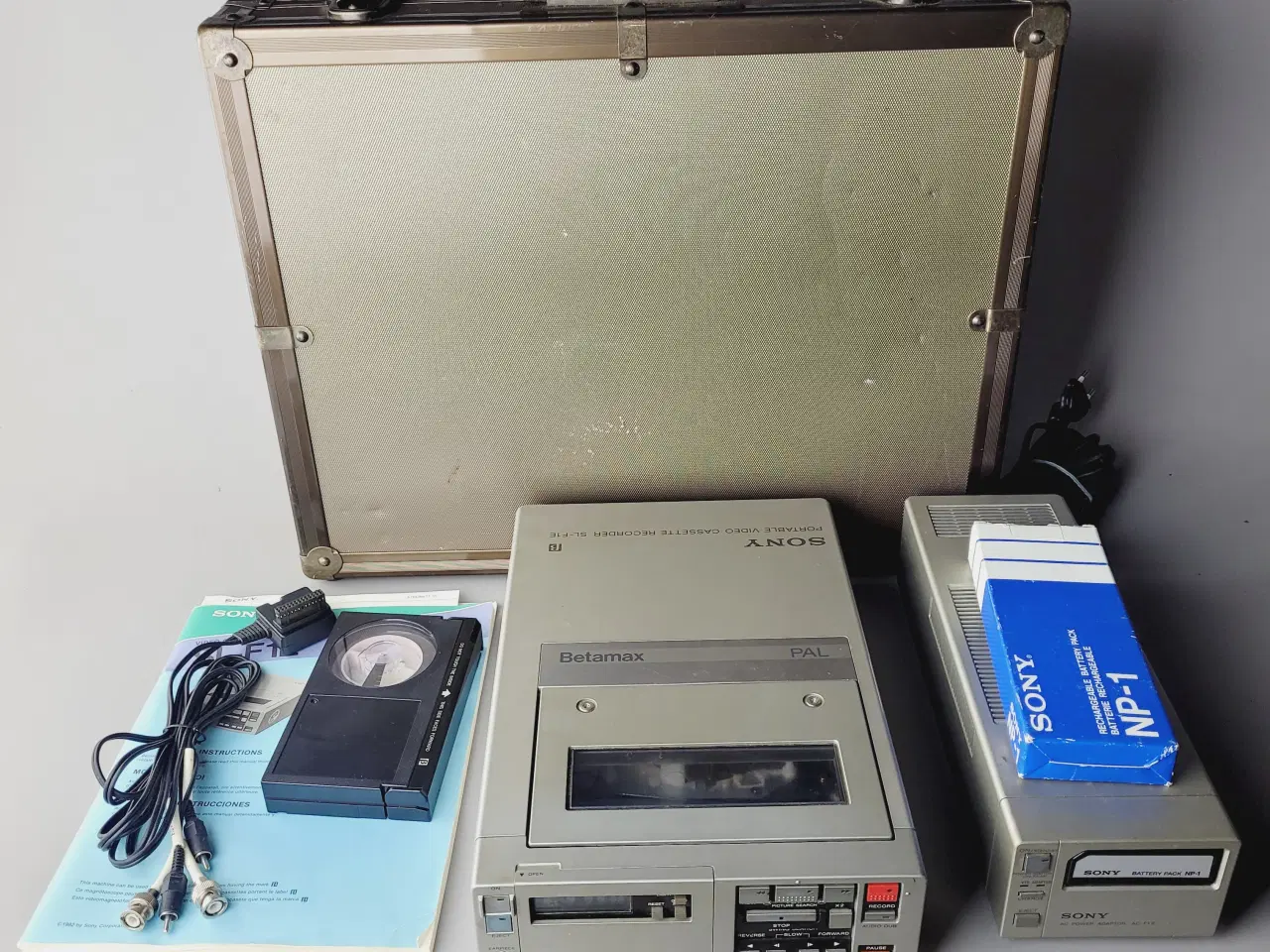 Billede 1 - ⭐️· 📸 Sony Betamax SL-F1E Bærbar Videooptager 