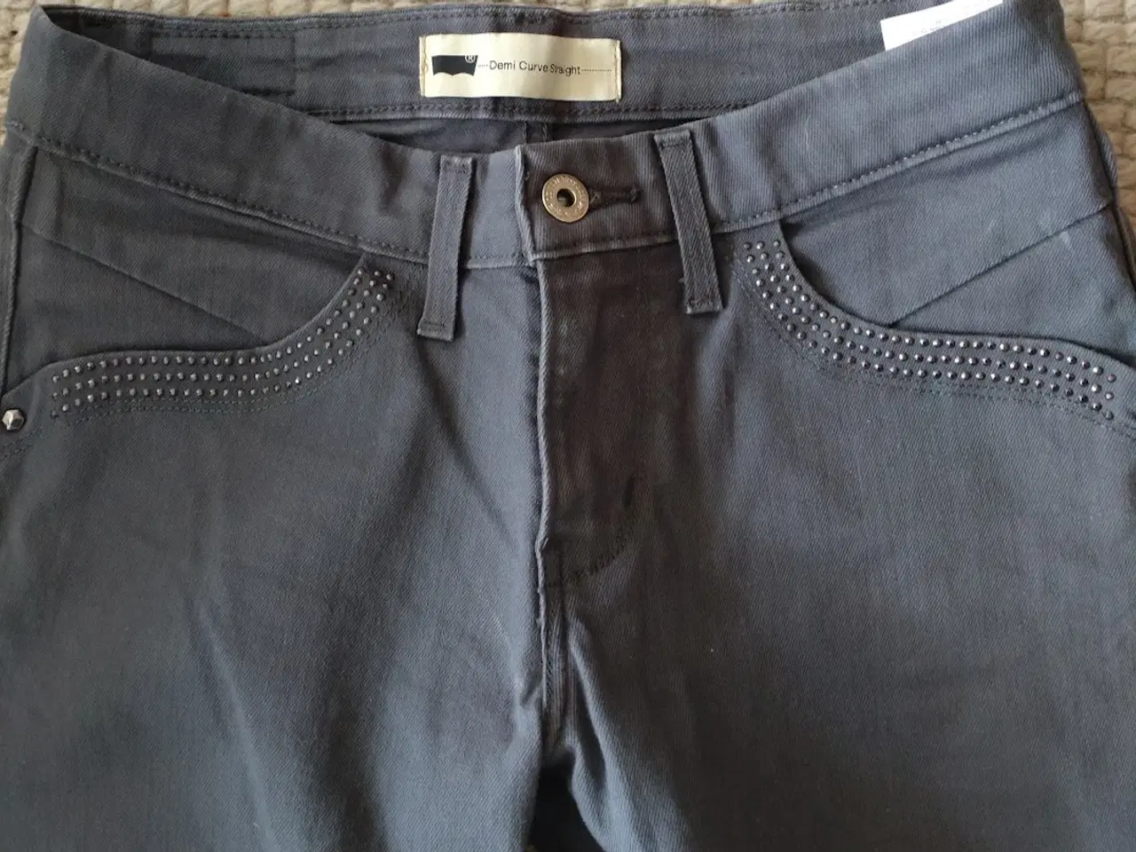 Billede 2 - Levi's jeans, grå, str. S