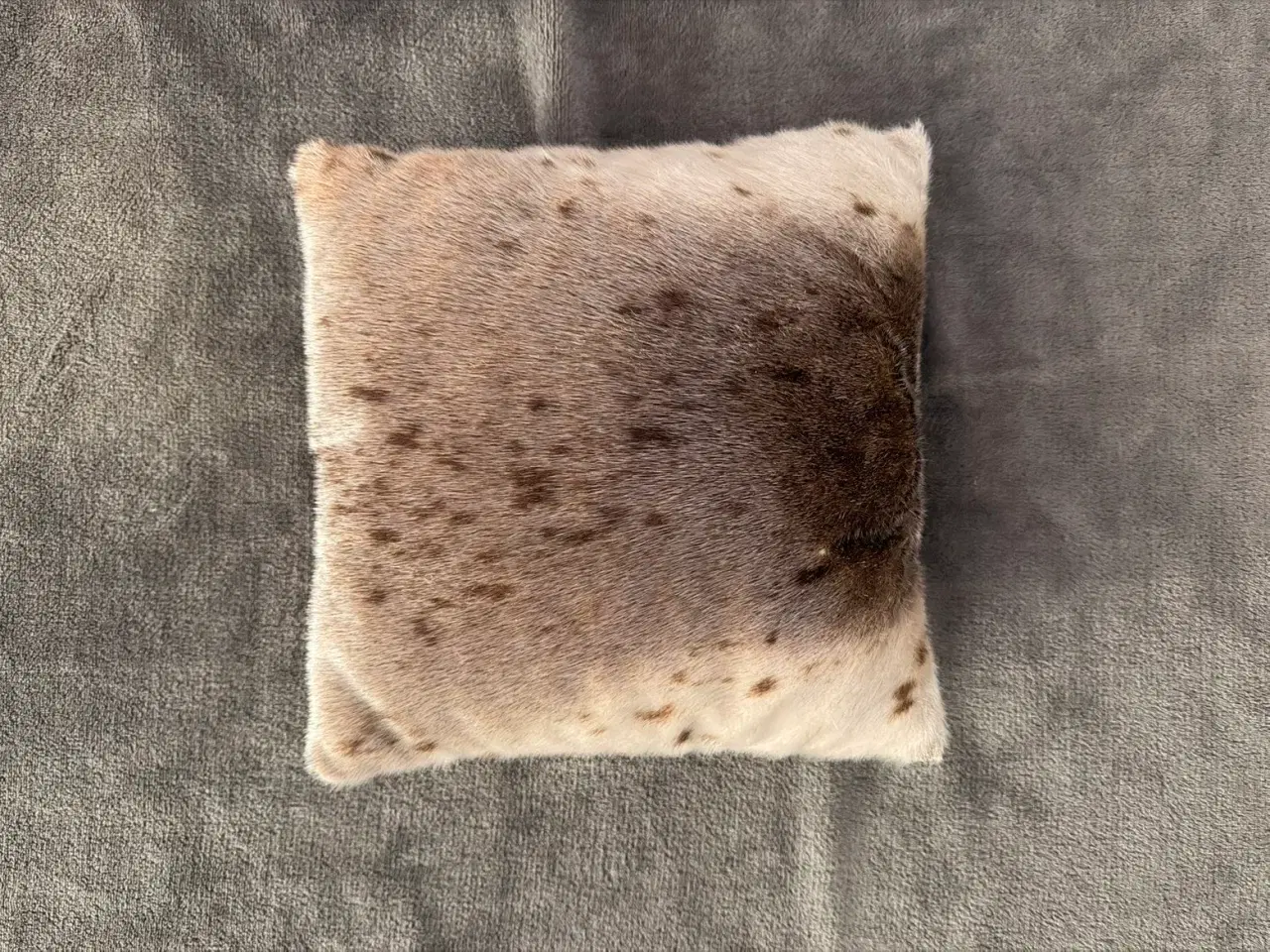 Billede 5 - 3 ægte sælskindspuder