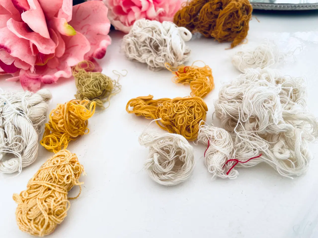 Billede 2 - Broderigarn blandet rester 