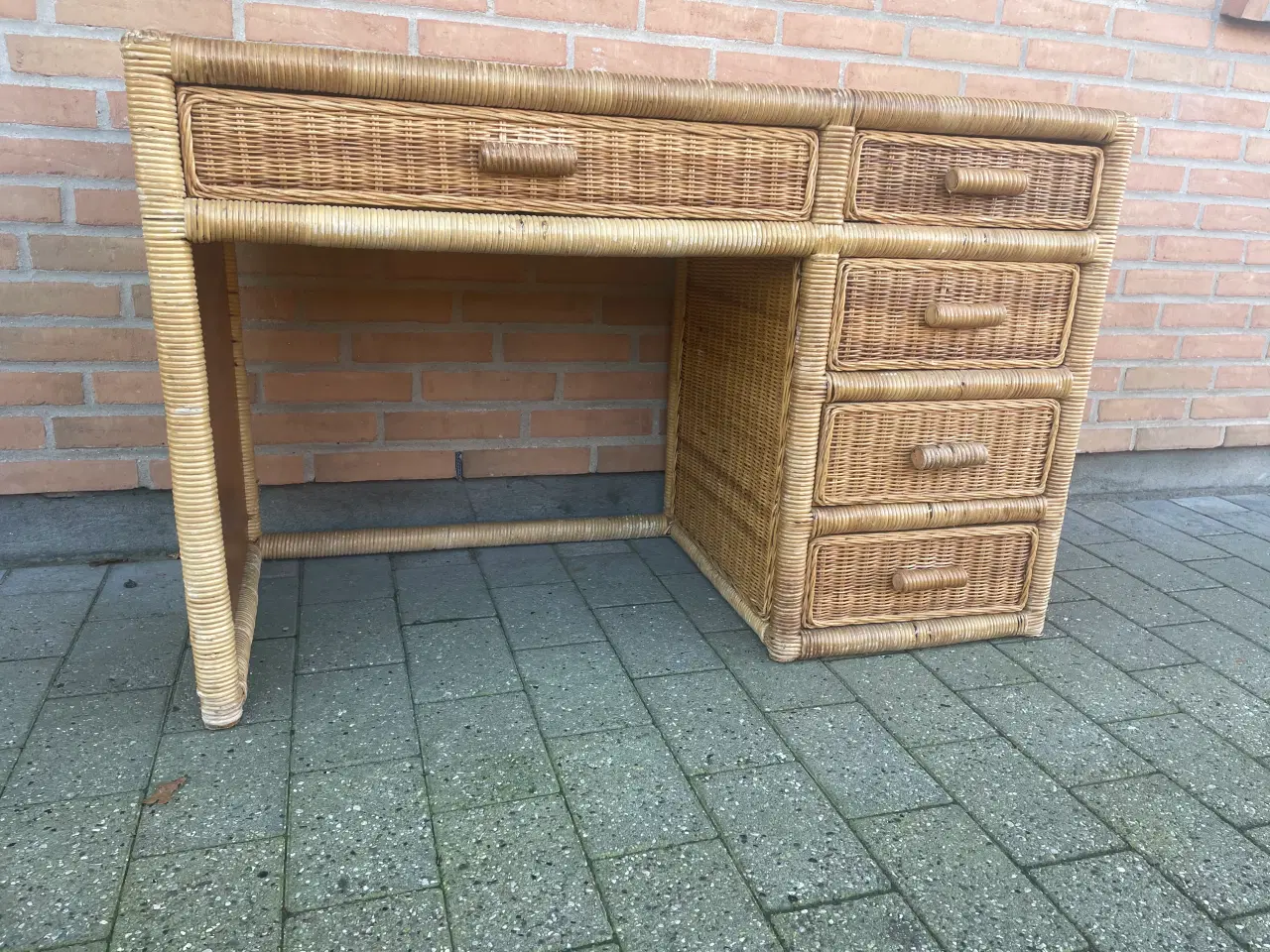 Billede 3 - Skrivebord 