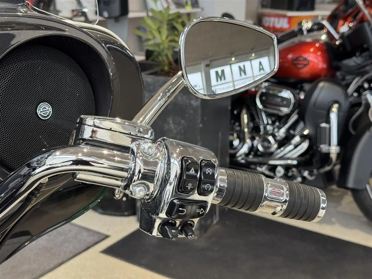 Billede 16 - Harley-Davidson FLHTCUTGSE Tri Glide Ultra CVO 117" Trike