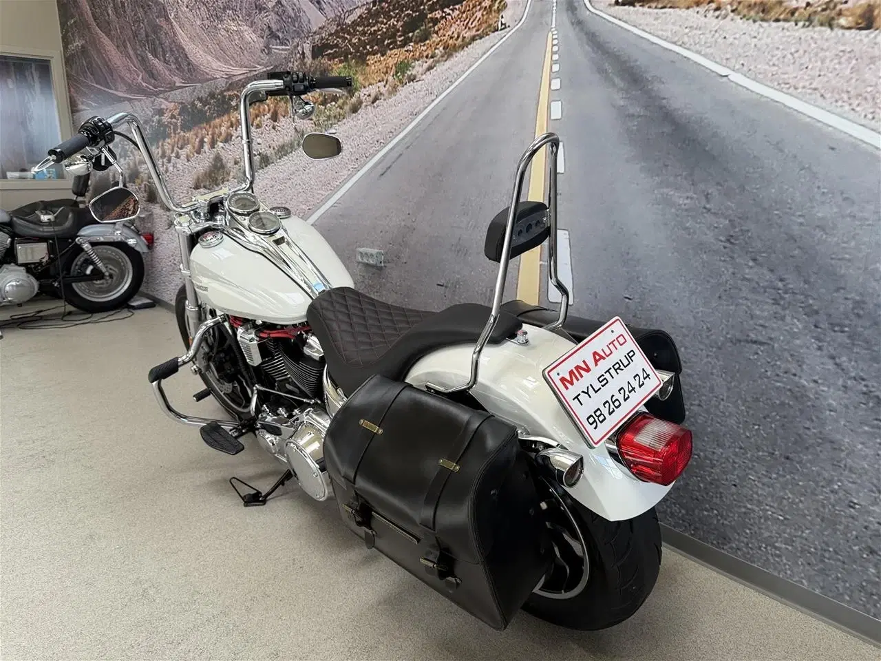 Billede 27 - Harley-Davidson FXLR Low Rider 107"
