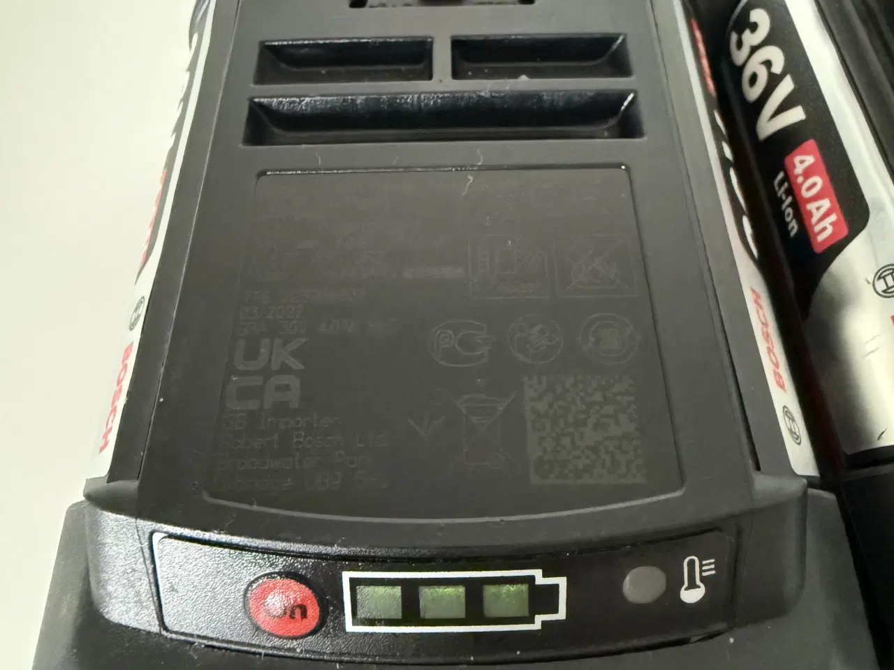 Billede 8 - 2 X Bosch 36V 4,0 Ah batteri og lader.