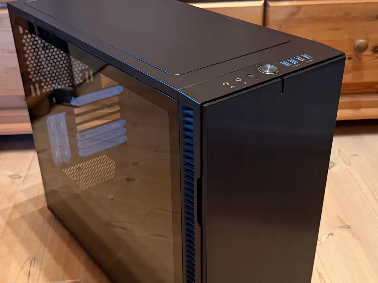 Billede 1 - Fractal Design Define R6 TG