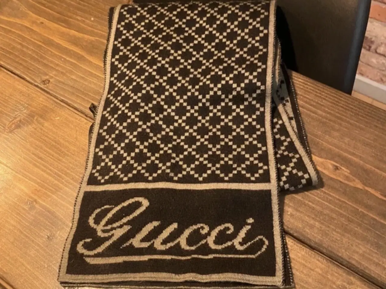 Billede 2 - Gucci halstørklæde