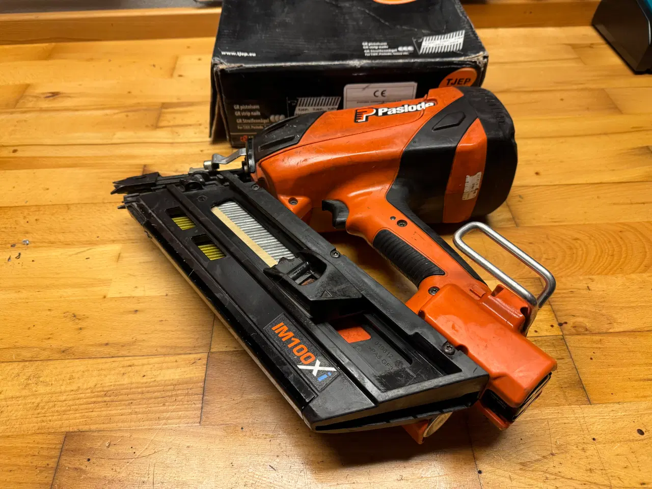 Billede 2 - Paslode gassømpistol IM100Xi inkl. søm