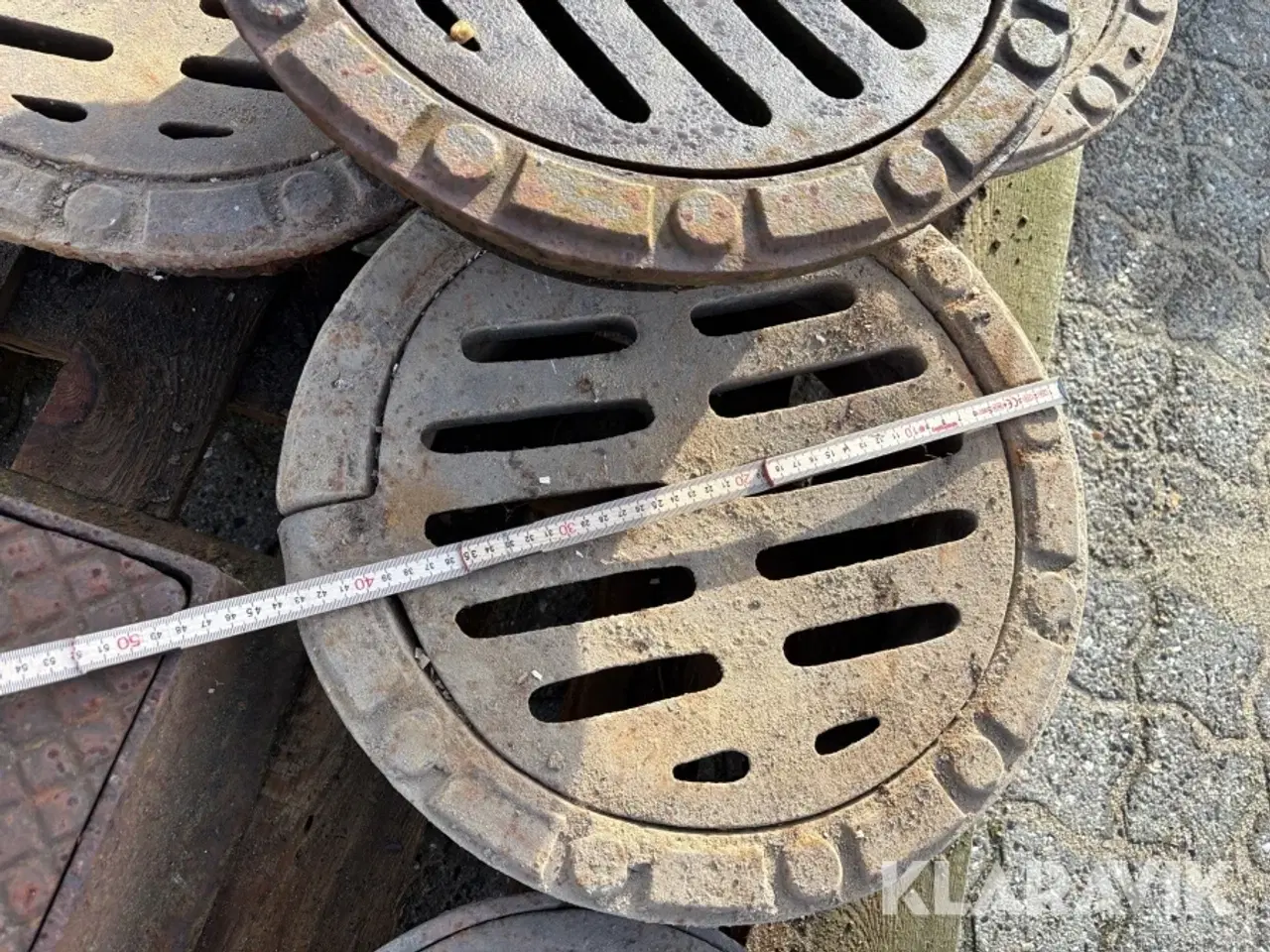 Billede 5 - Brønddækseler 6 styk assorteret