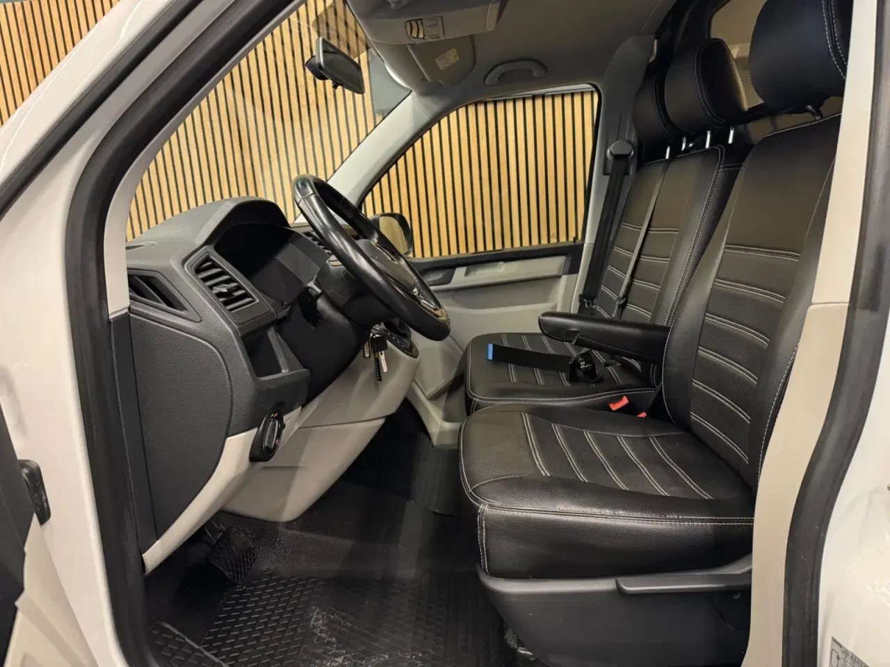 Billede 4 - VW Transporter 2,0 TDi 150 Kassevogn DSG lang