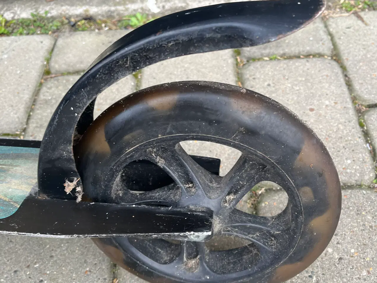 Billede 4 - Løbehjul med store hjul