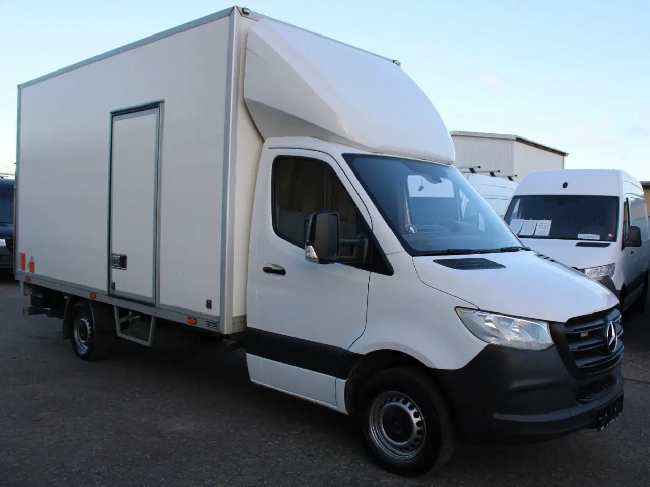 Billede 2 - Mercedes Sprinter 317 2,0 CDi A3 Alukasse m/lift aut. RWD