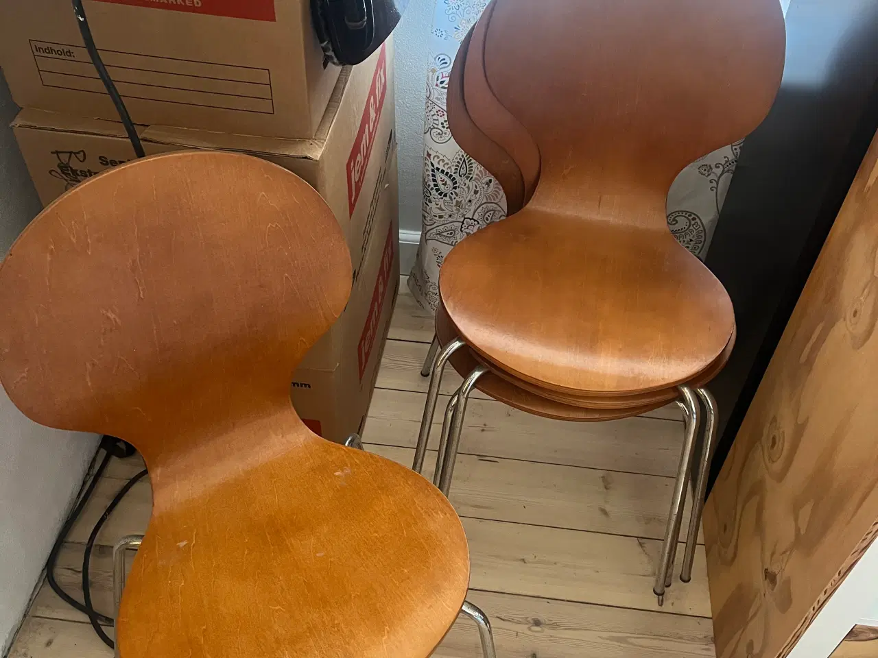 Billede 1 - Skalstole med stålstel, 4 stk.