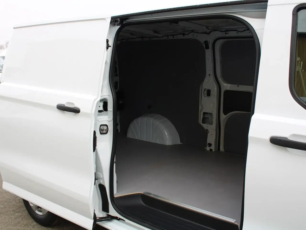 Billede 15 - Ford Transit Custom 320L 2,0 EcoBlue Trend aut. AWD