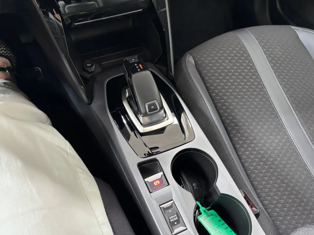 Billede 10 - Peugeot 2008 1,2 PureTech 130 Allure Pack EAT8