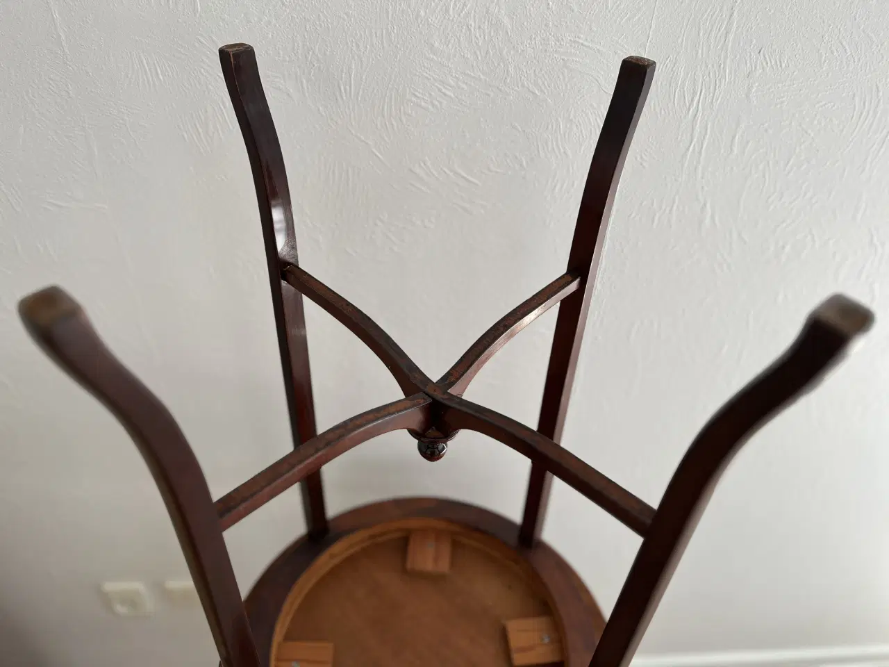 Billede 7 - 2 mahogni sideborde / lampeborde