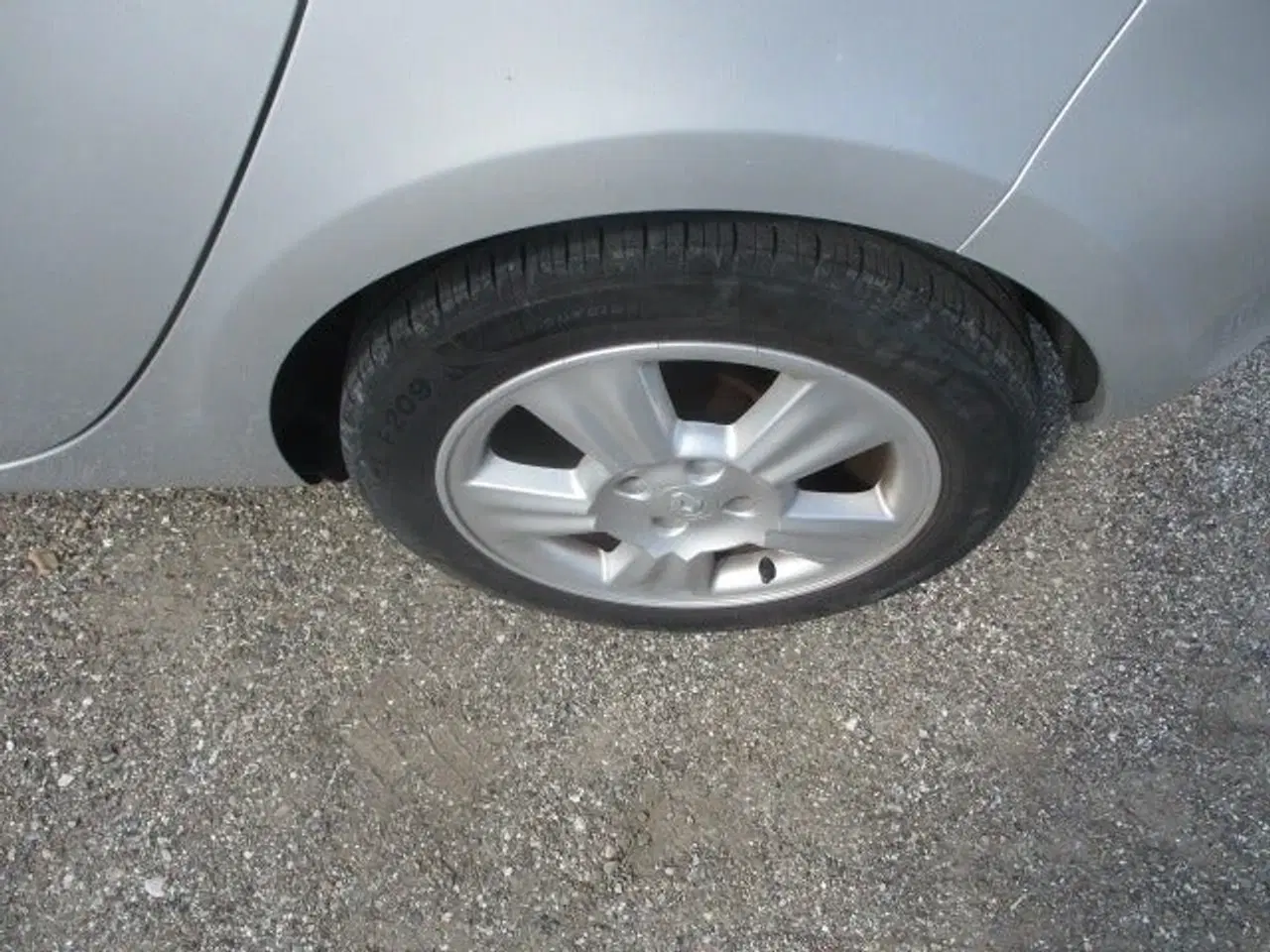 Billede 6 - Renault Clio III 1,2 16V Authentique