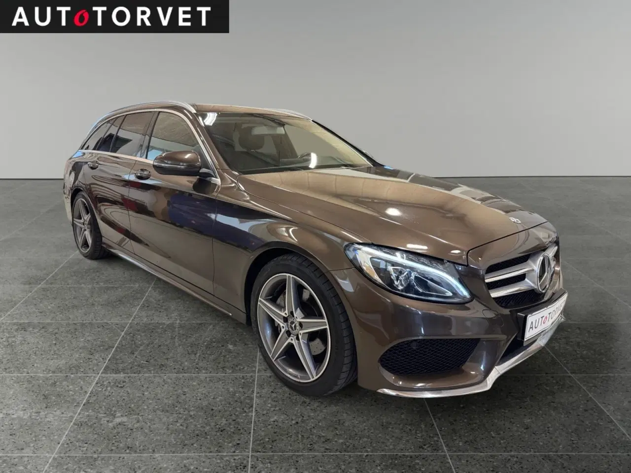 Billede 2 - Mercedes C220 d 2,2 AMG Line stc. aut.