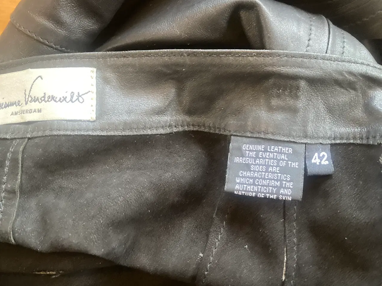 Billede 4 -  SORT lædernederdel, NU halv pris! 