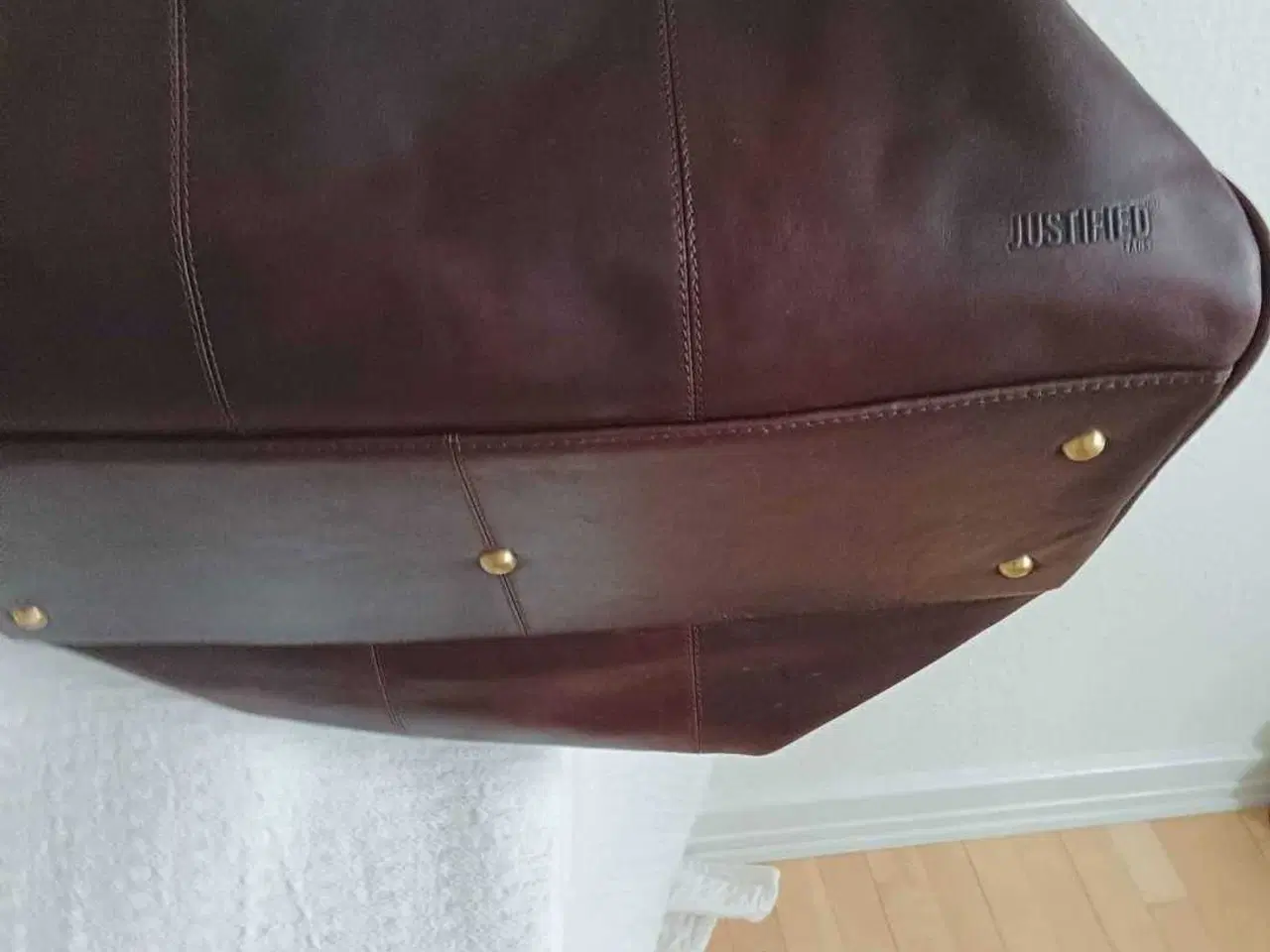 Billede 3 - Brun læder rejsetaske